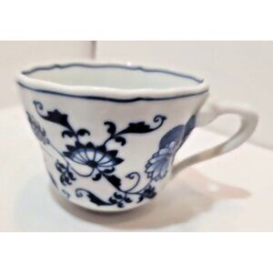 Vintage Blue Danube Japan Teacup Blue Onion Pattern Ribbon Mark Tripod Handle